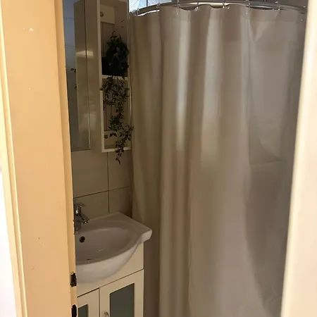 Golden Lily - Pet Friendly * Sarajevo