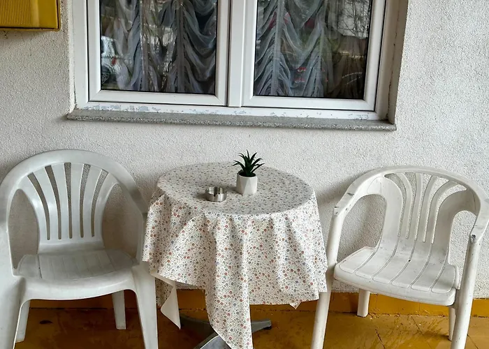 Golden Lily - Pet Friendly アパート サラエヴォ